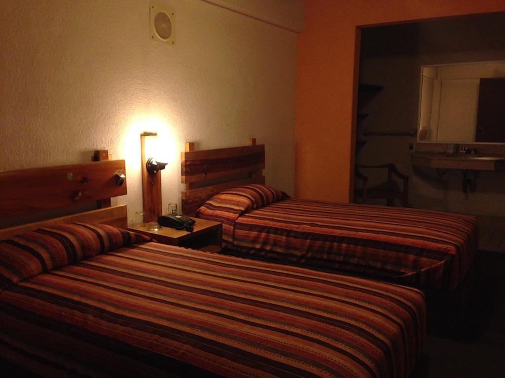 Hotel Marsella メキシコシティ エクステリア 写真
